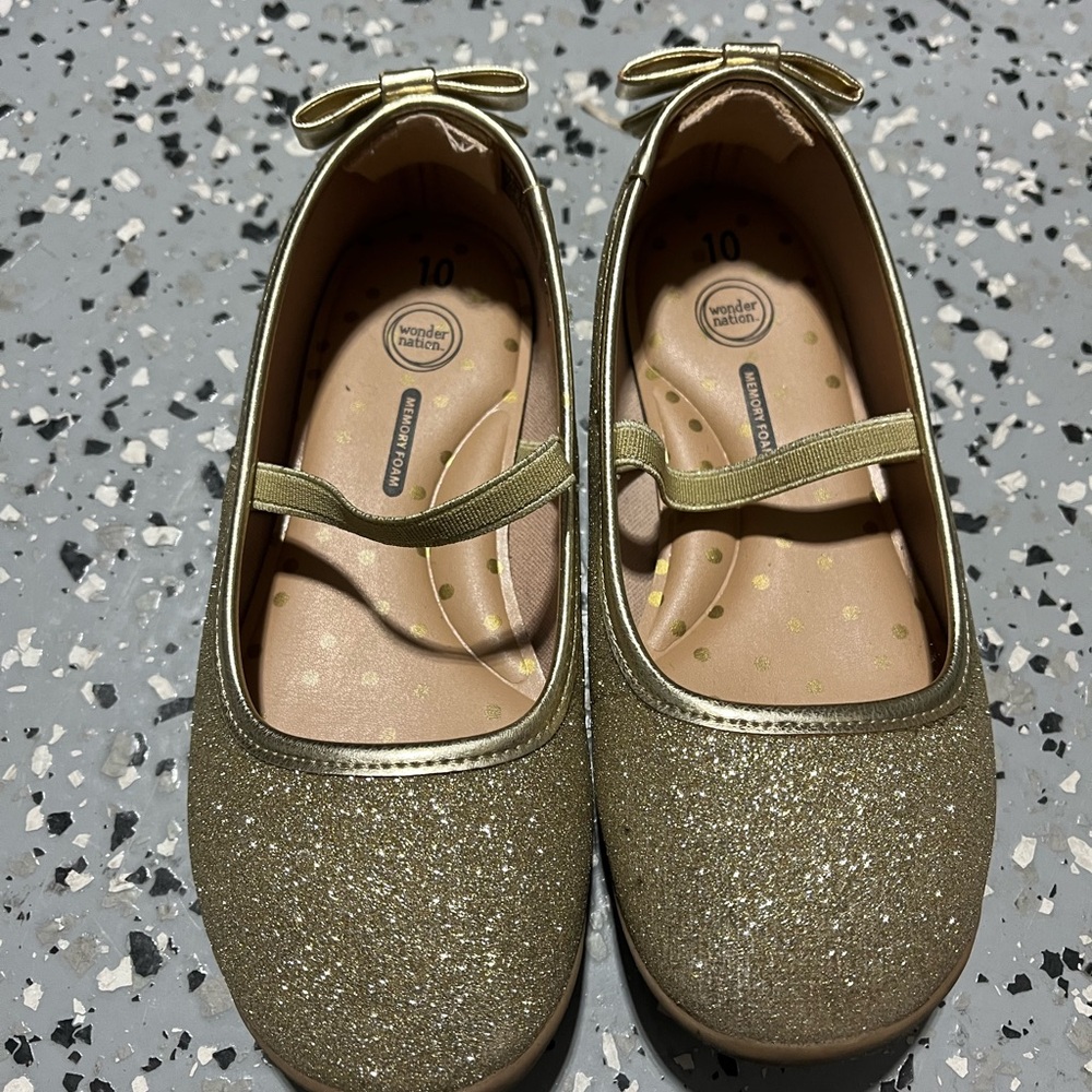 Wonder Nation Gold Dress Shoes with Elastic Strap